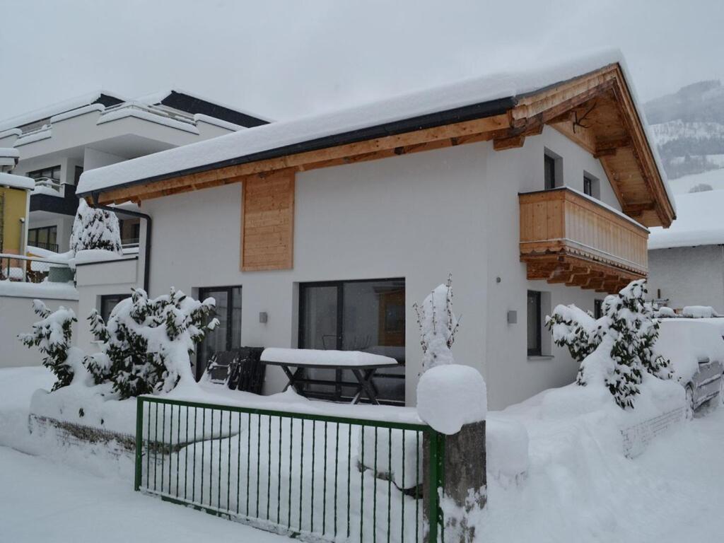 フッシュ・アン・デア・グロースグロックナーシュトラーセ Detached Chalet Close To The Ski Areaヴィラ エクステリア 写真